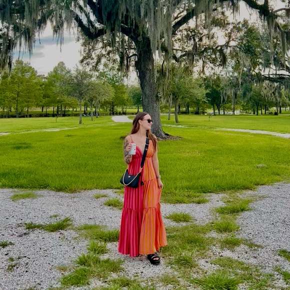 ⭐️Meet Your Posher⭐️ - Picture 1 of 2